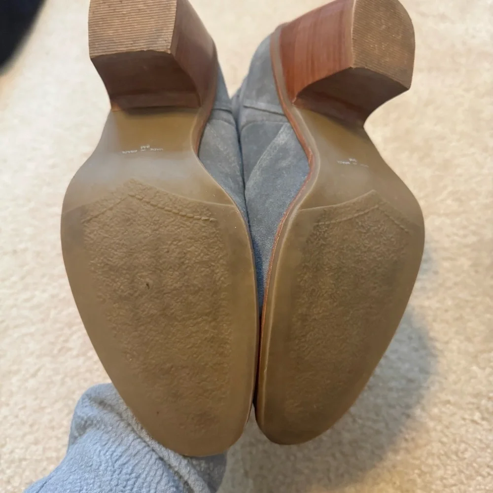 Matisse gray‎ suede heeled bootie